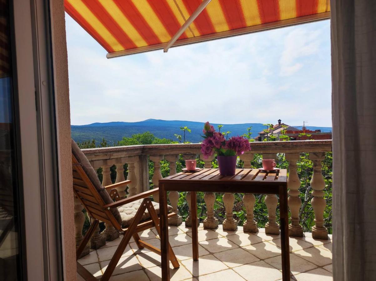 Lavanda Apartment Кърк Екстериор снимка