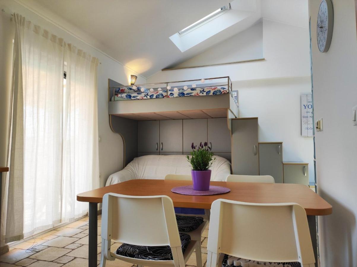 Lavanda Apartment Кърк Екстериор снимка