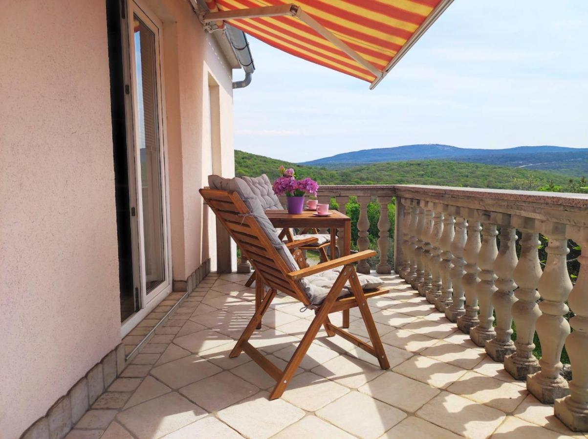 Lavanda Apartment Кърк Екстериор снимка