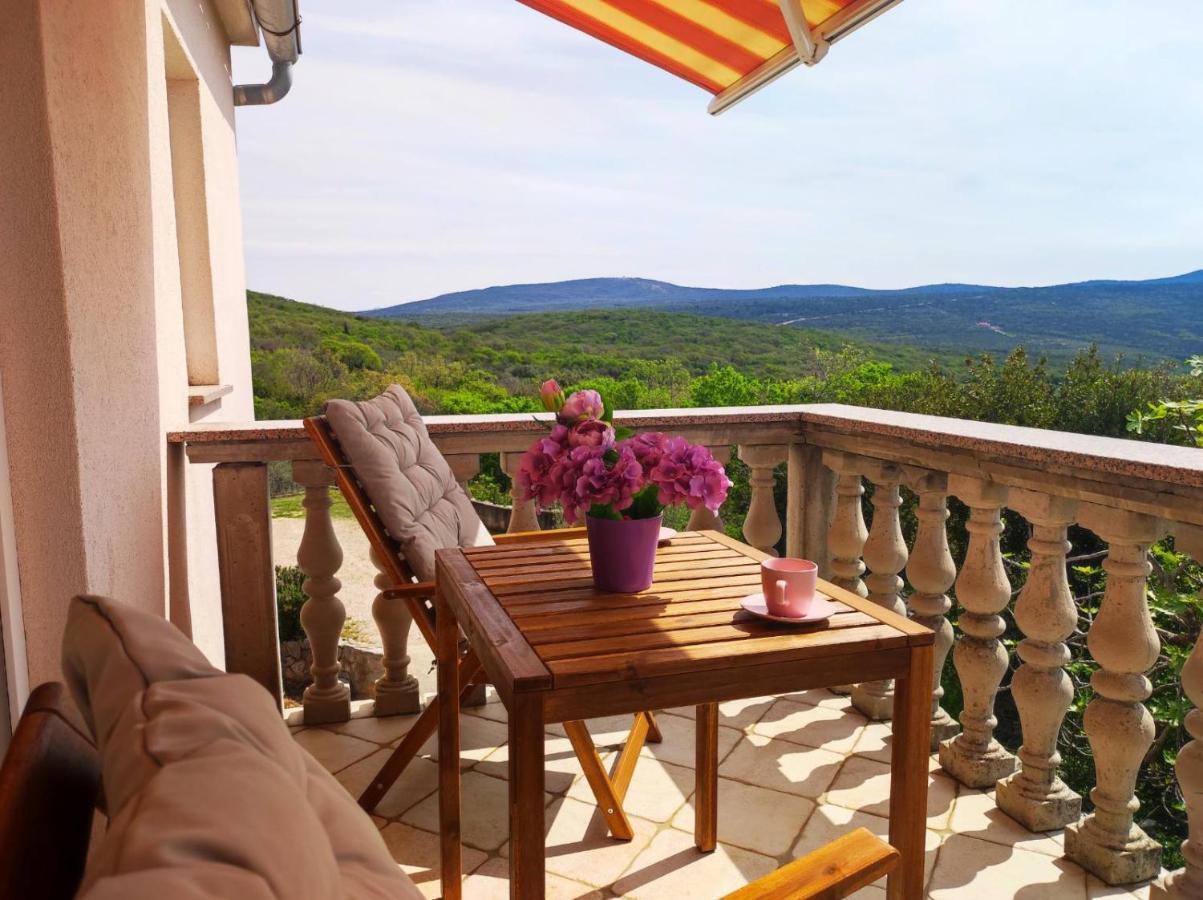 Lavanda Apartment Кърк Екстериор снимка