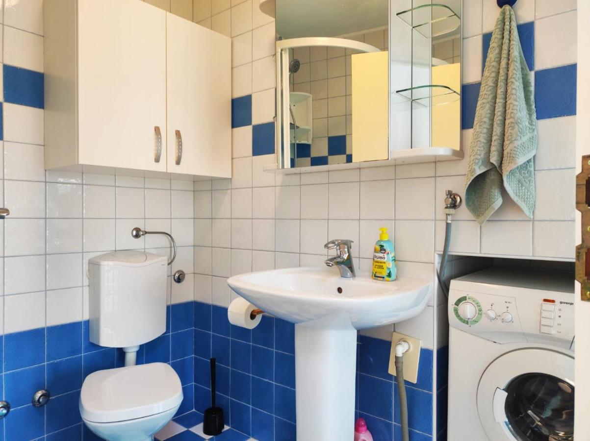 Lavanda Apartment Кърк Екстериор снимка