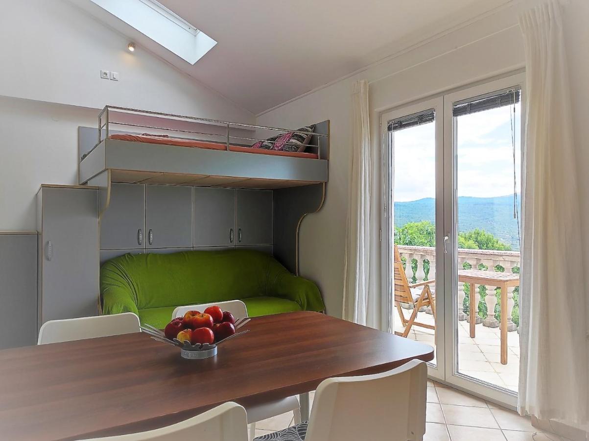 Lavanda Apartment Кърк Екстериор снимка